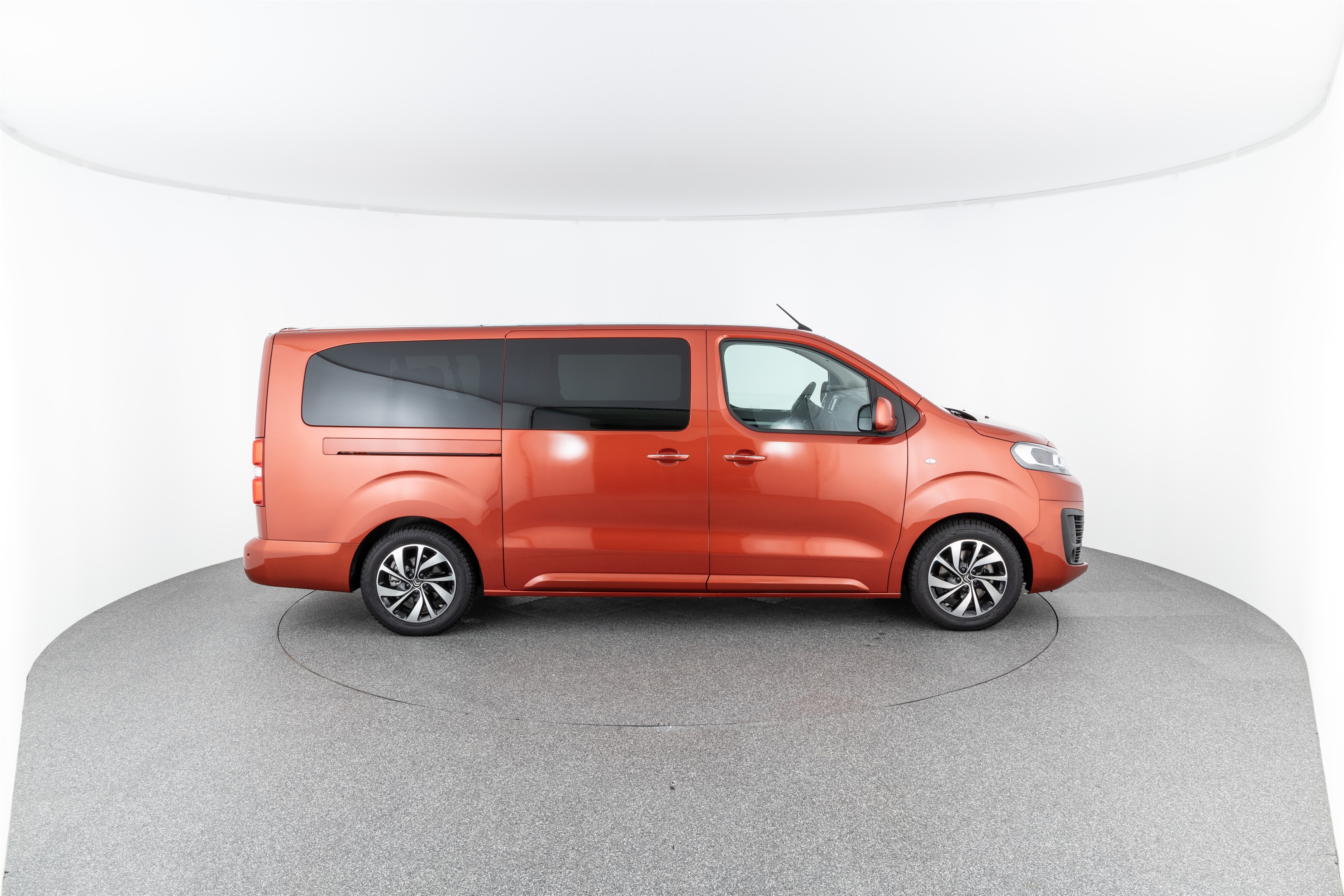 CITROEN E-SPACETOURER XL (75 KWH)