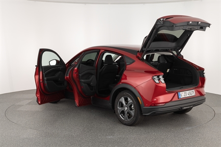 FORD MUSTANG MACH-E EXTENDED RANGE