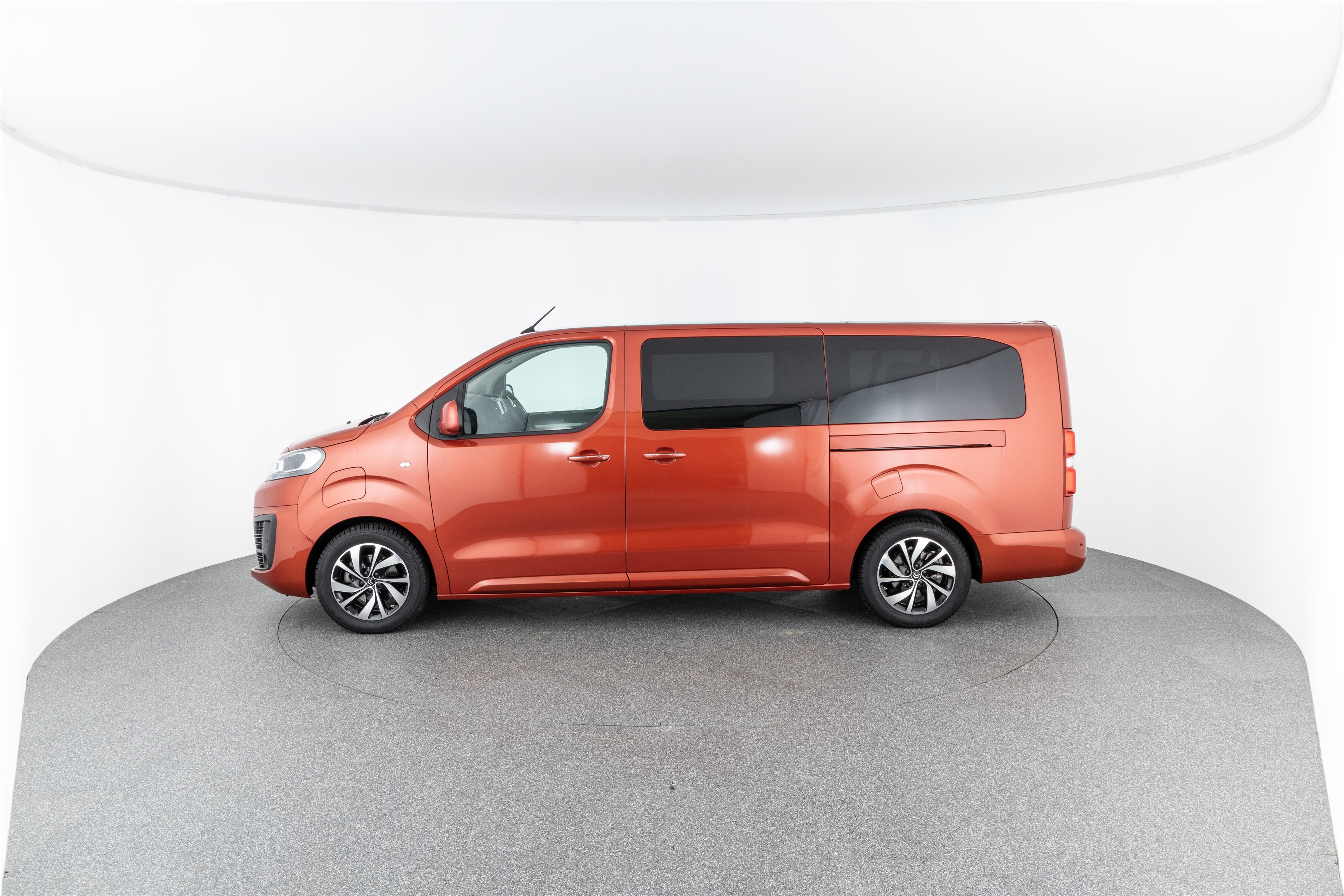 CITROEN E-SPACETOURER XL (75 KWH)
