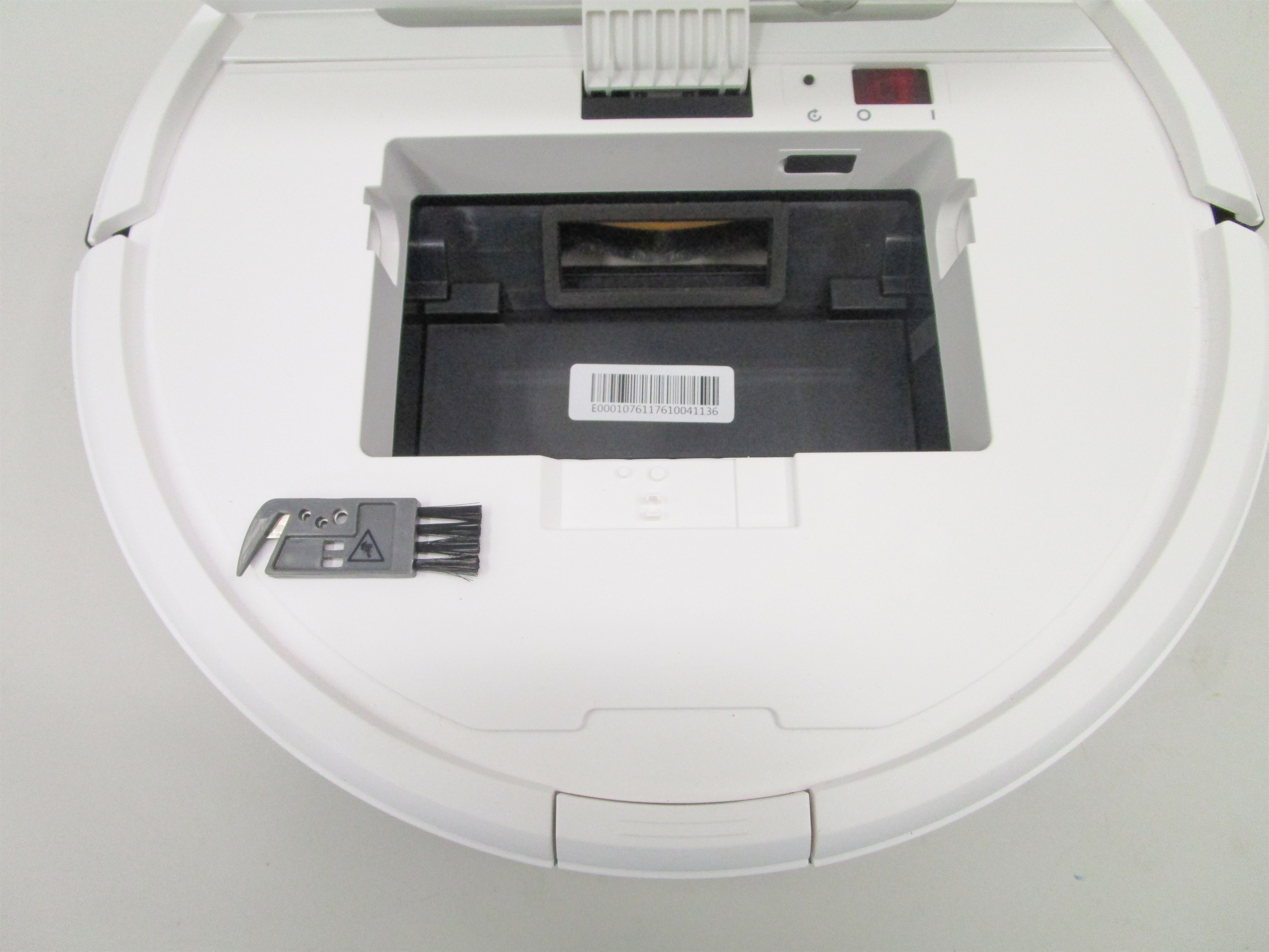 ECOVACS DEEBOT OZMO 610