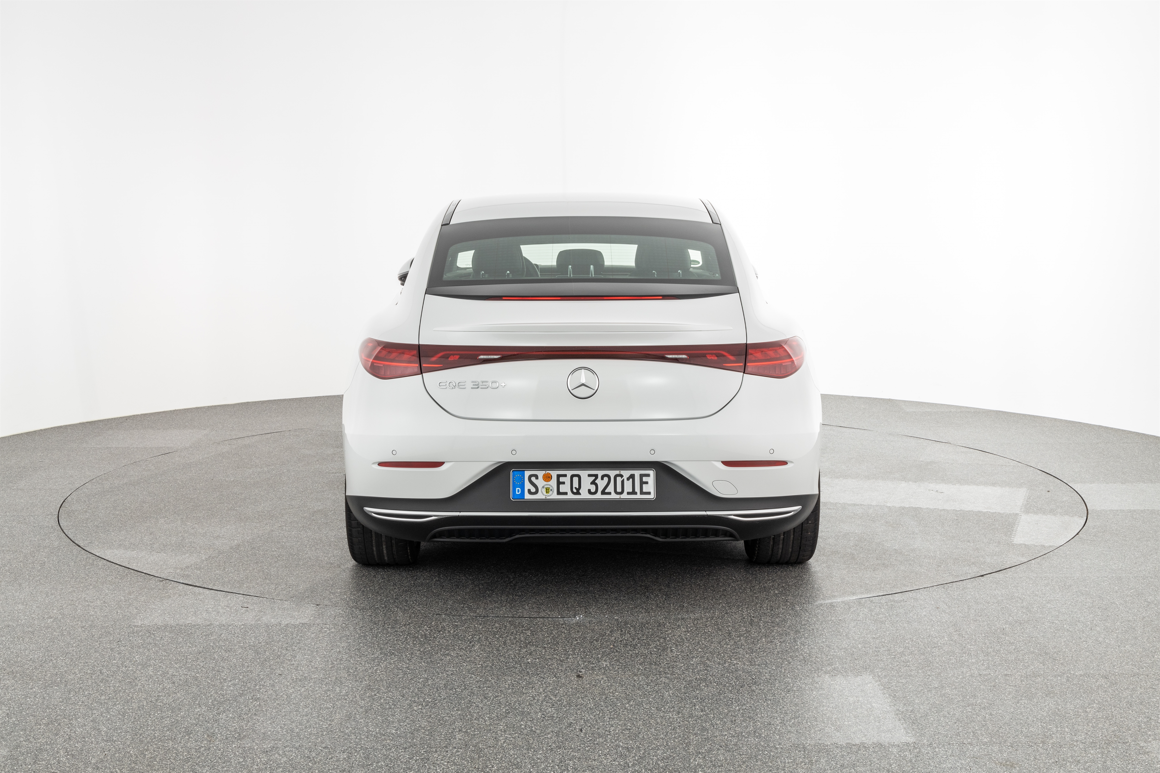 MERCEDES EQE 350