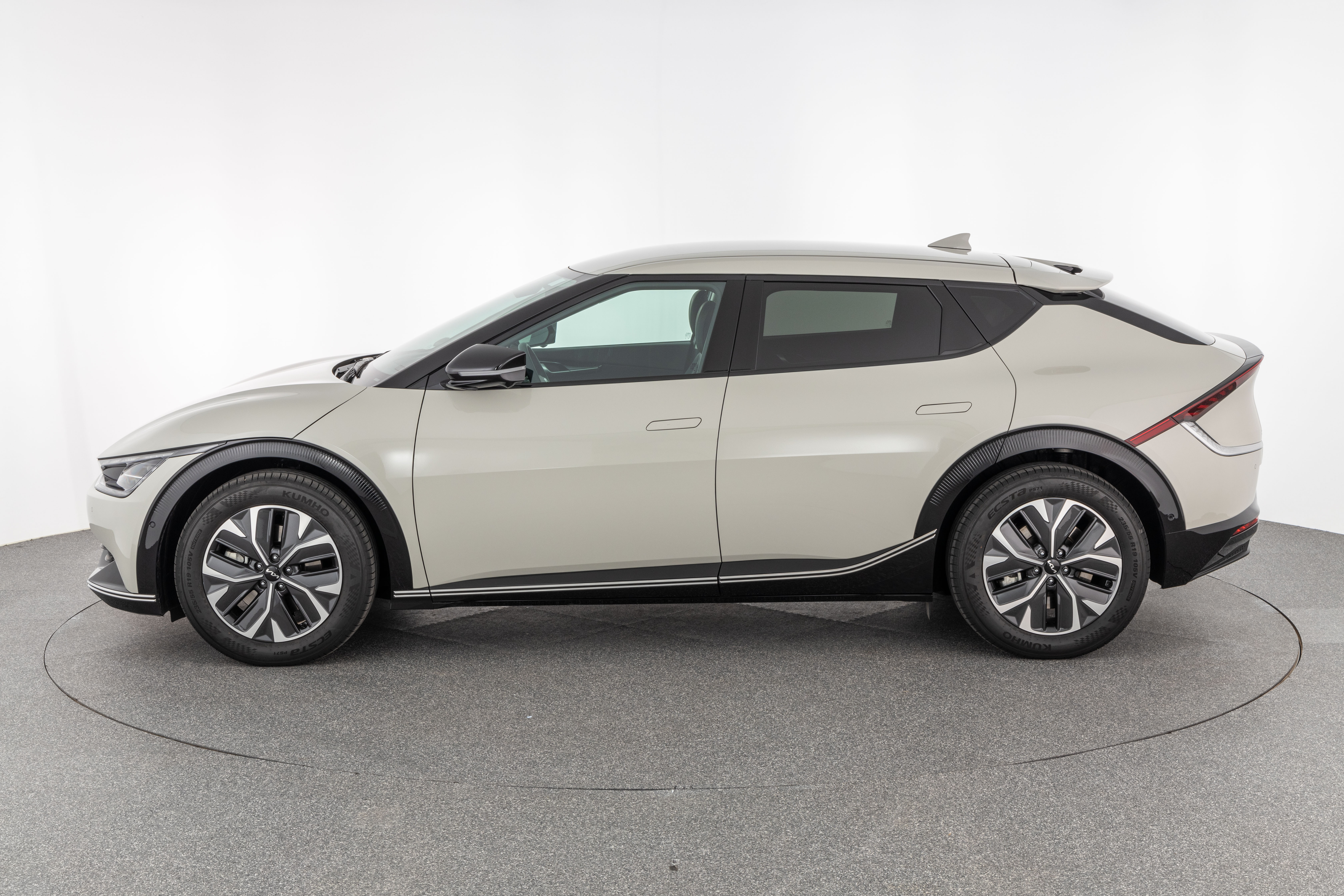 KIA EV6 (58 KWH)