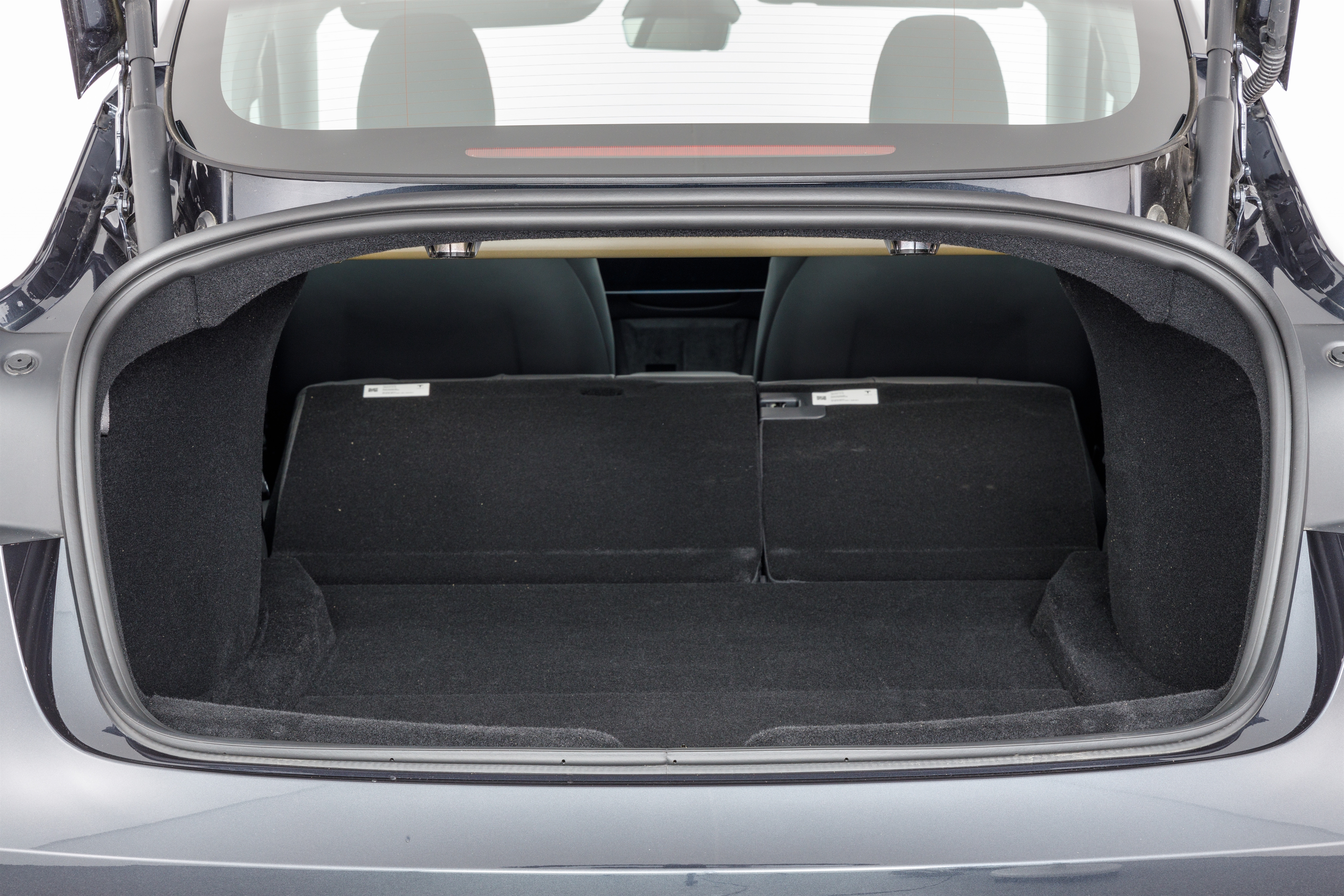 TESLA MODEL 3 LONG RANGE