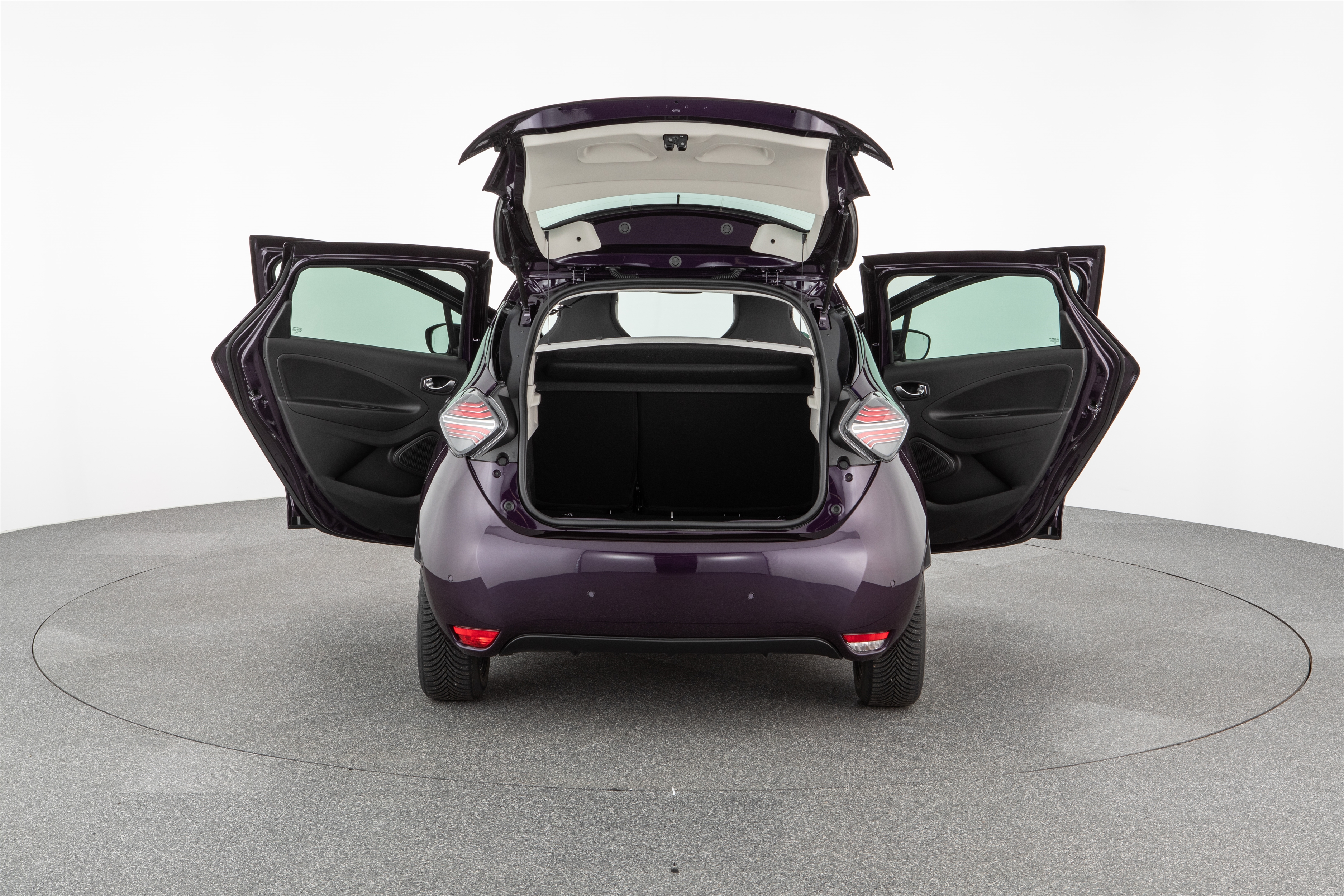 RENAULT ZOE R135 Z.E. 50 (52 KWH)