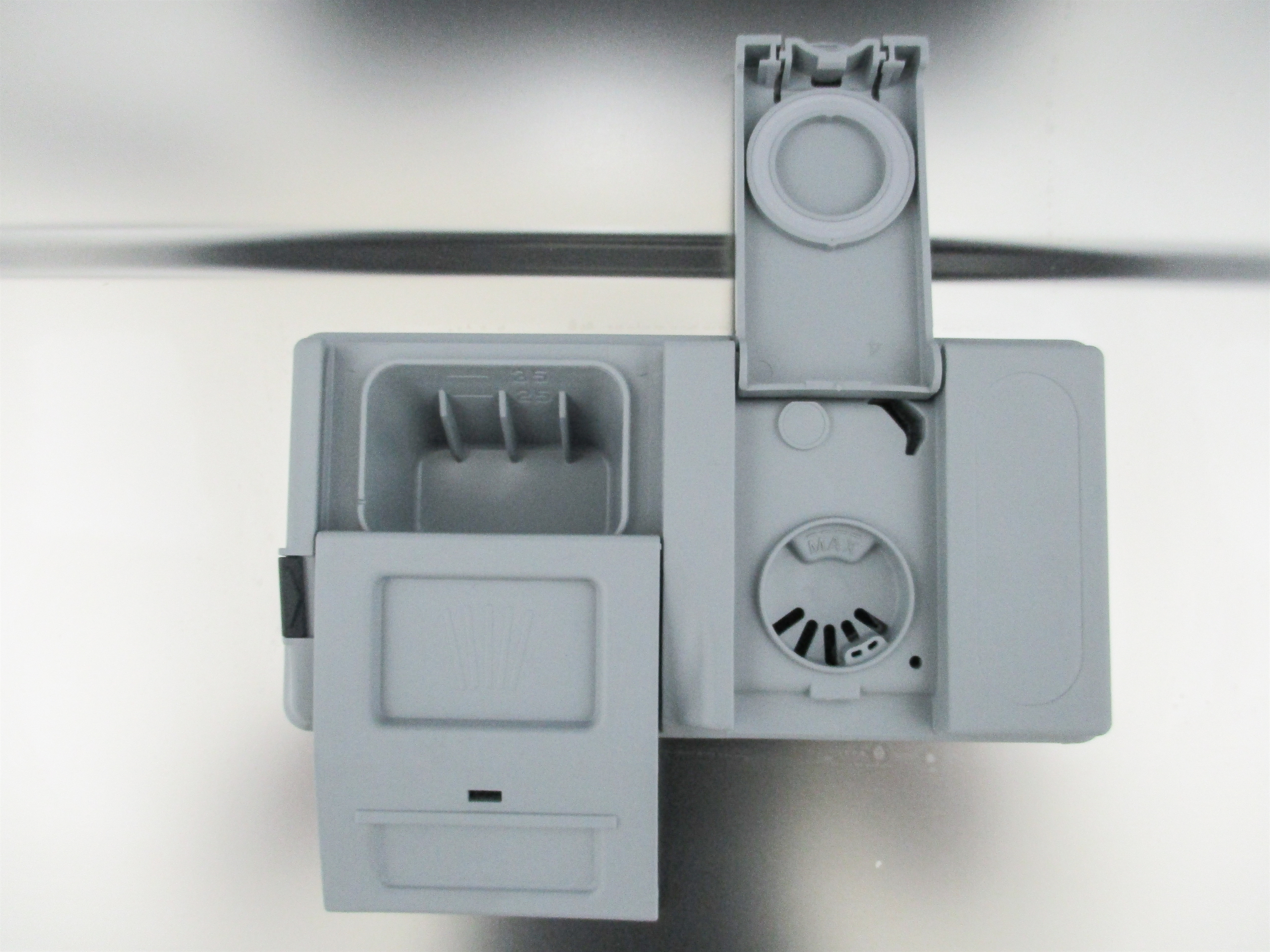 HOTPOINT-ARISTON HFO 3C22 W