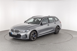 BMW 330E TOURING